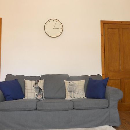 Central 2-Bed Flat In Edinburgh Ngoại thất bức ảnh